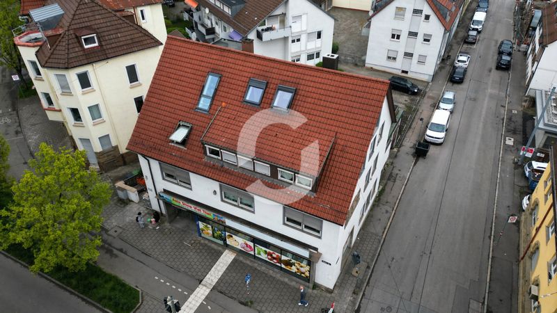 Renditestarkes Wohn- & Geschäftshaus mit 4 Einheiten in zentraler Lage in Feuerbach